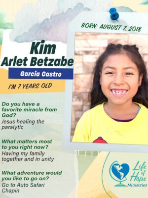 Kim Arlet Betzabe Garcia Castro